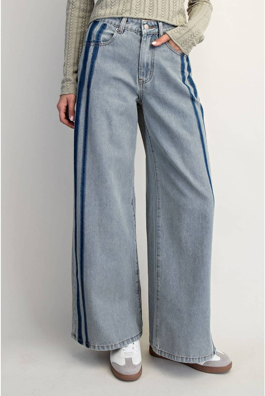 WASHED MID-RISE STRIPE JEANS - The Girl on Ivy