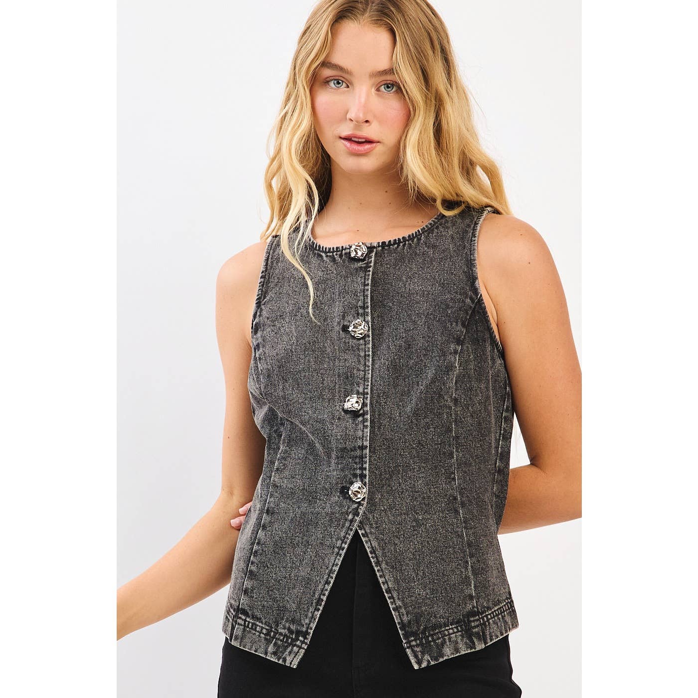 BOAT NECK FITTED SLEEVELESS DENIM VEST (2 color options) - The Girl on Ivy