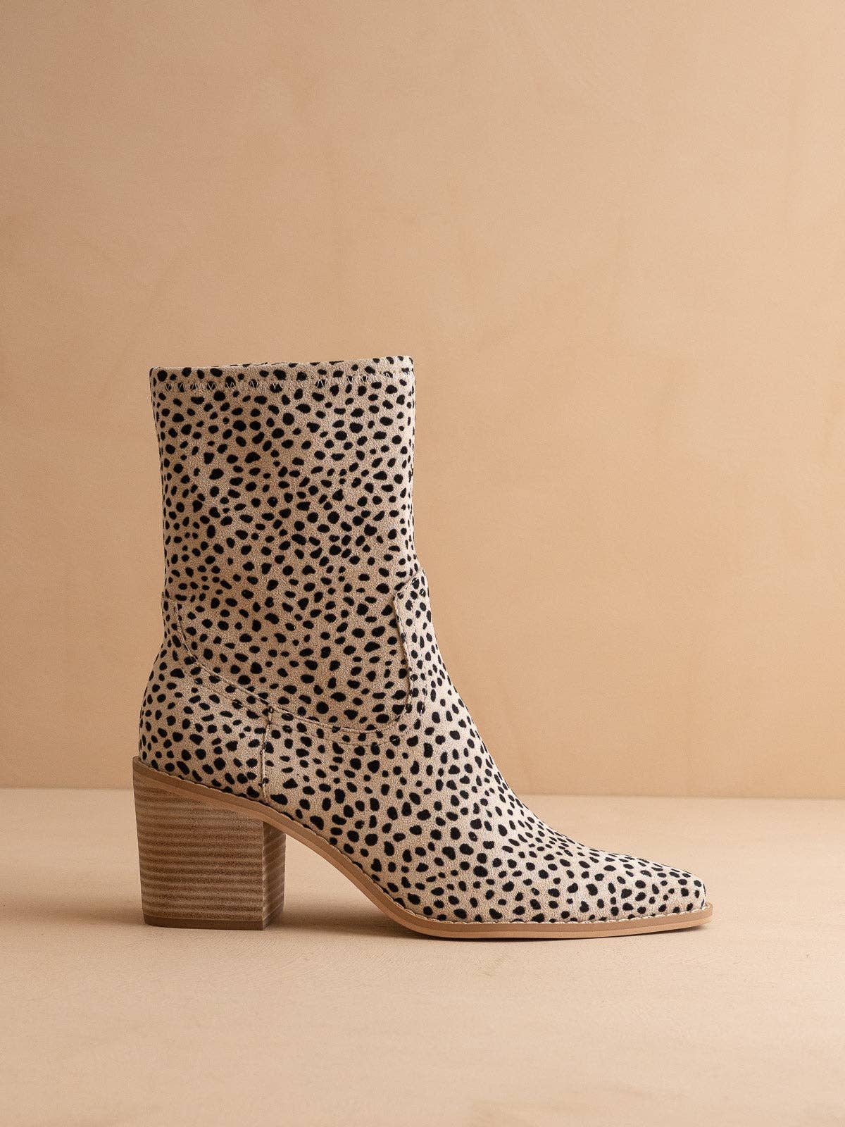 The Vienna | Cheetah Sleek ankle hugging bootie - The Girl on Ivy