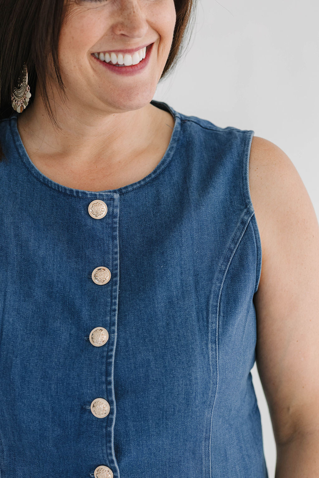 Jeanie Denim Vest - The Girl on Ivy