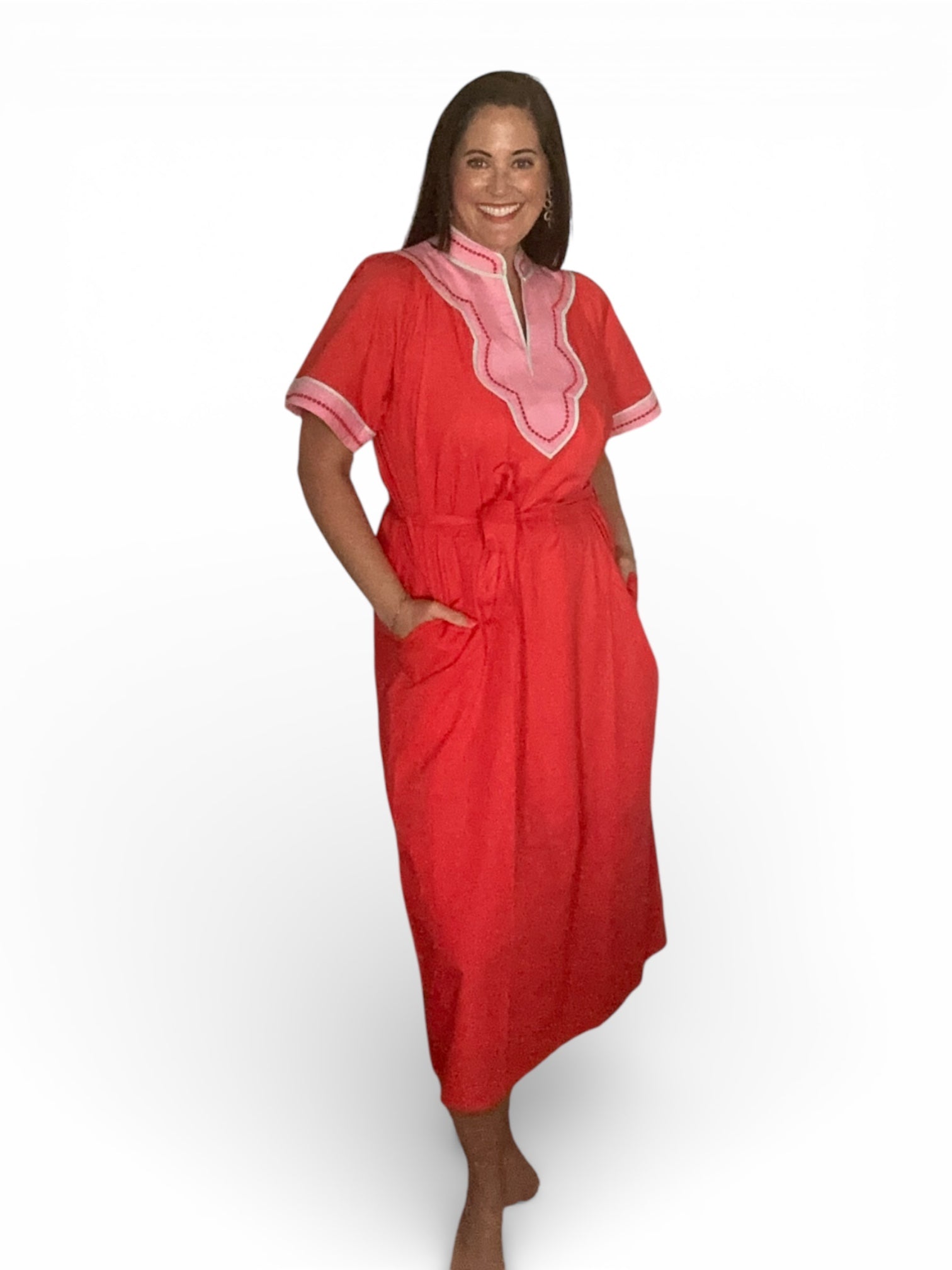 Caroline Short Sleeve Trimmed V-Neck Belted Dress (Red) - The Girl on Ivy