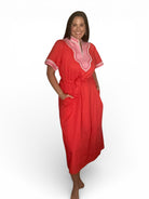 Caroline Short Sleeve Trimmed V-Neck Belted Dress (Red) - The Girl on Ivy