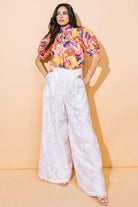A textured woven pant - IP8474 WHITE - The Girl on Ivy