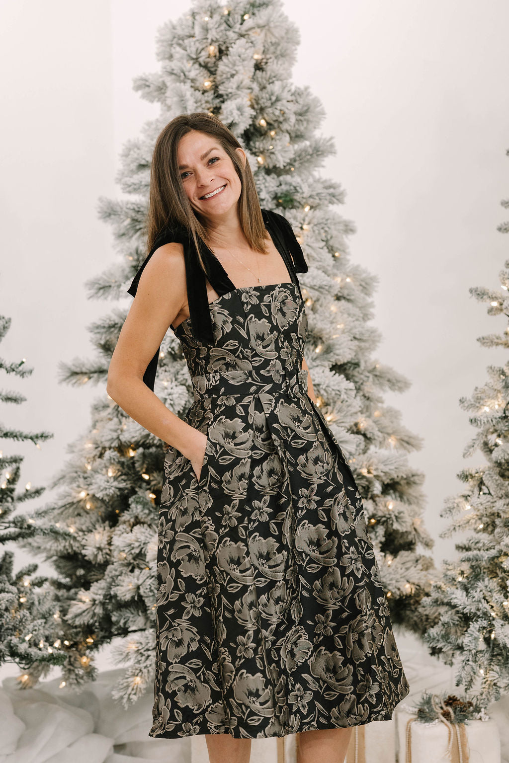 Lyla Jacquard Floral Dina Pleated Midi Dress - The Girl on Ivy