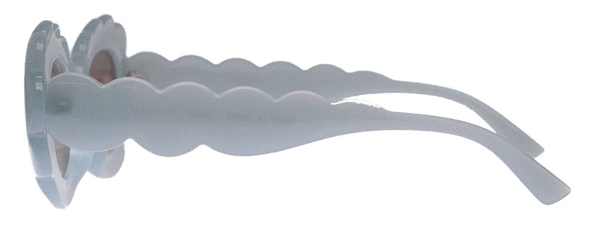 Cleopatra - Sunglasses (2 COLOR options) - The Girl on Ivy