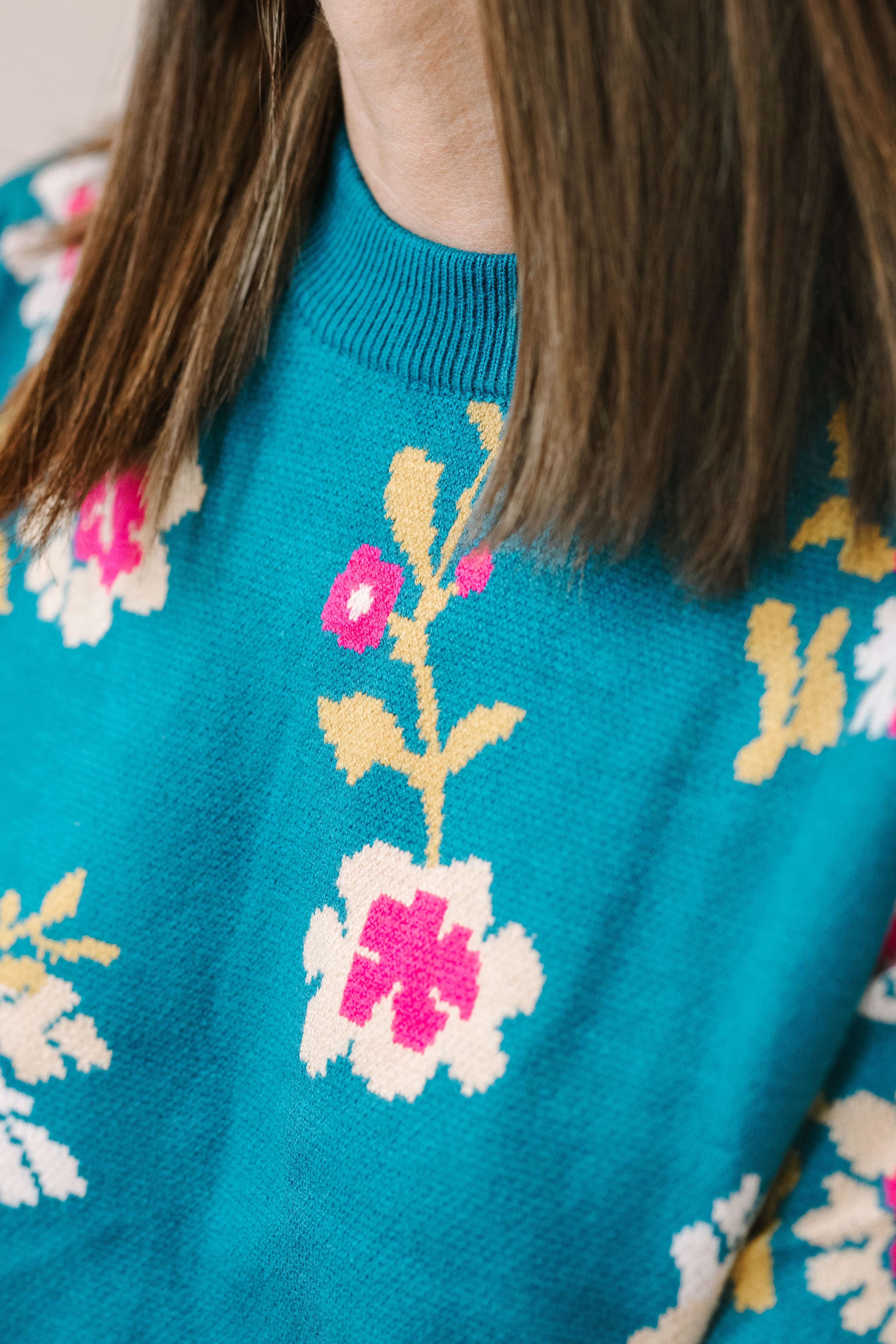 Floral Pattern Mock Neck Short Sleeve Knitted Top - The Girl on Ivy