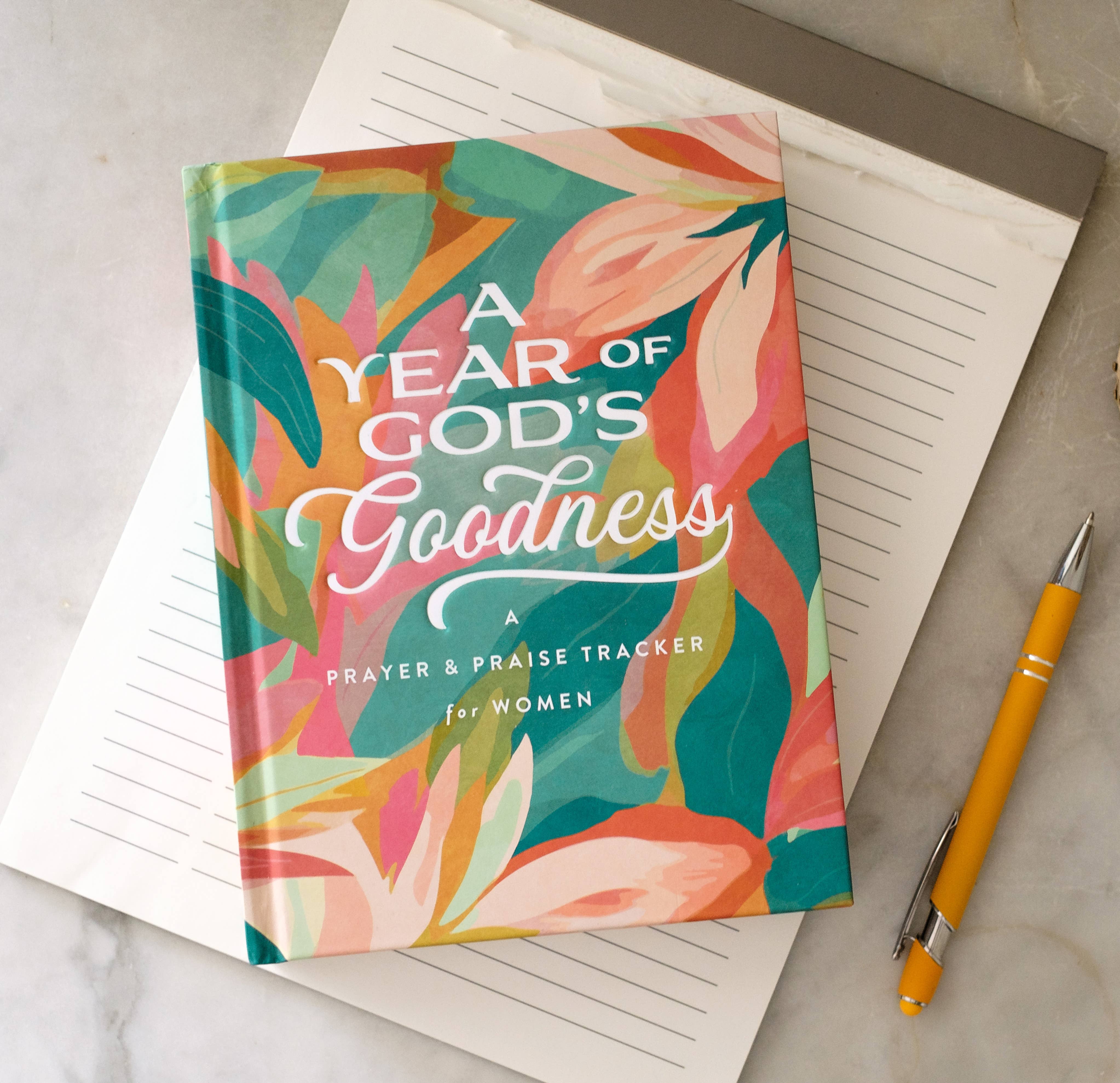 A Year of God's Goodness:A Prayer & Praise Tracker for Women - The Girl on Ivy