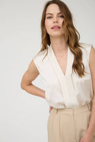 SATIN COLLARED SLEEVELESS BLOUSE (3 Color Options) - The Girl on Ivy
