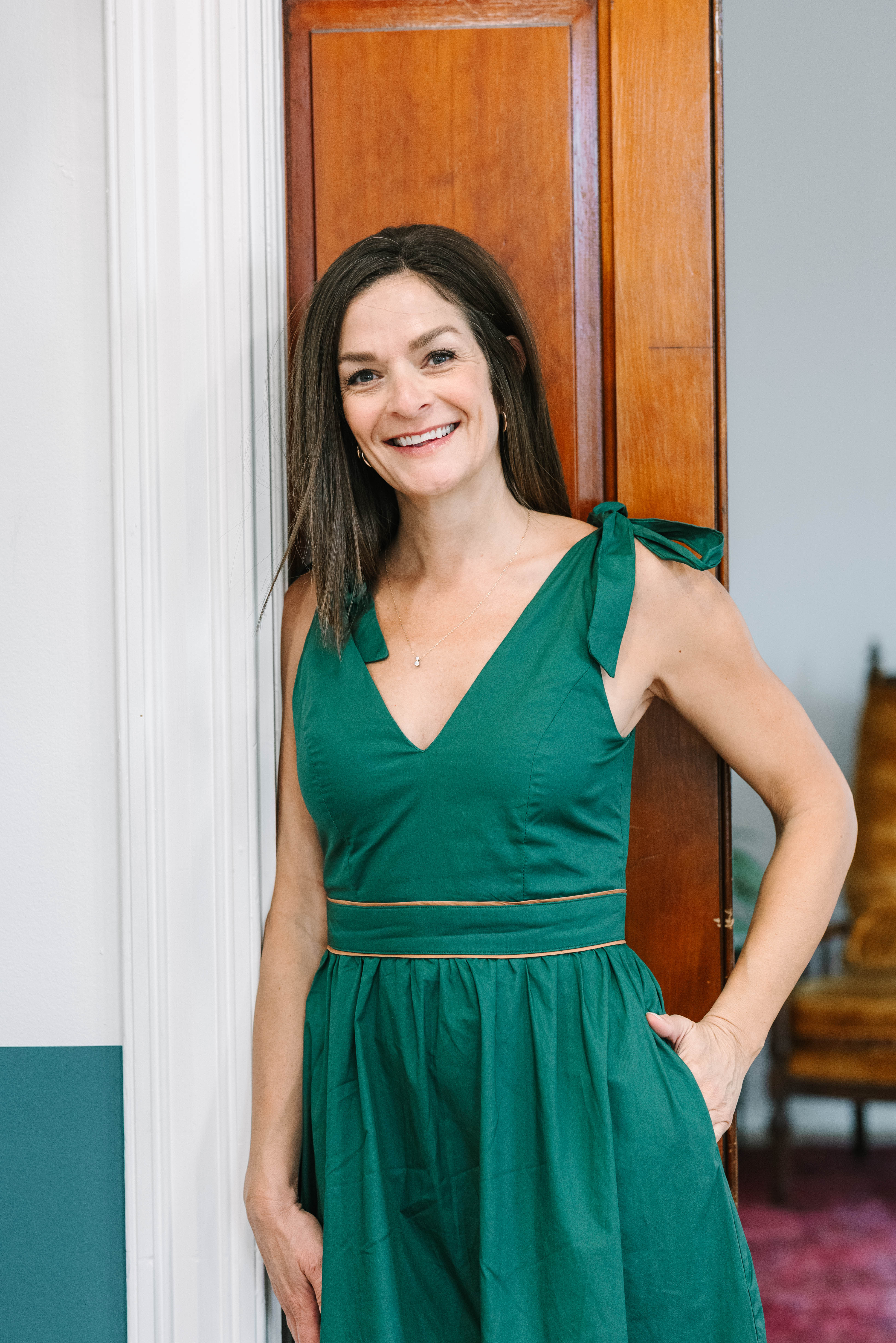 Annessa solid woven color blocked midi dress - The Girl on Ivy