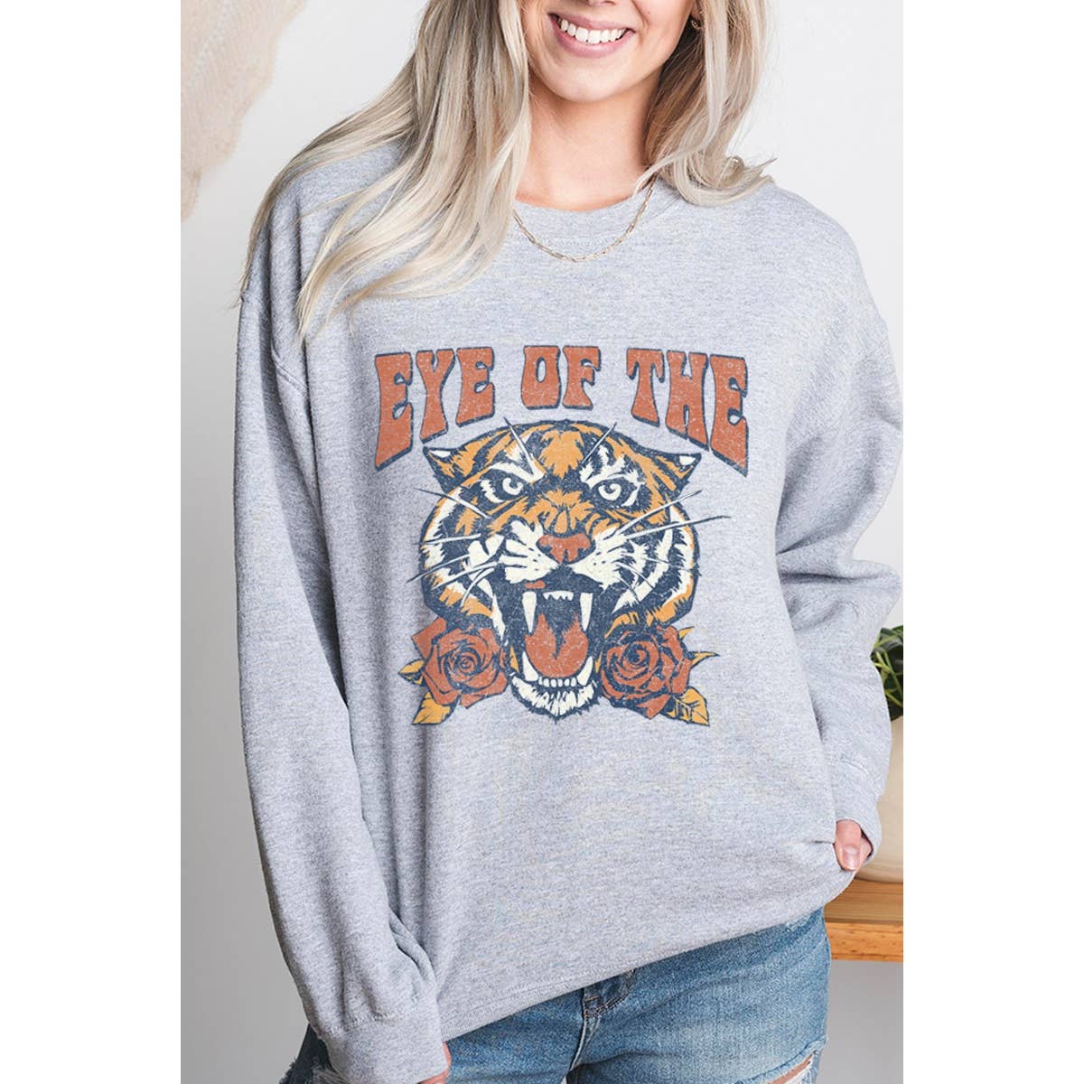 EYE OF THE TIGER VINTAGE GRAPHIC SWEATSHIRTS - The Girl on Ivy