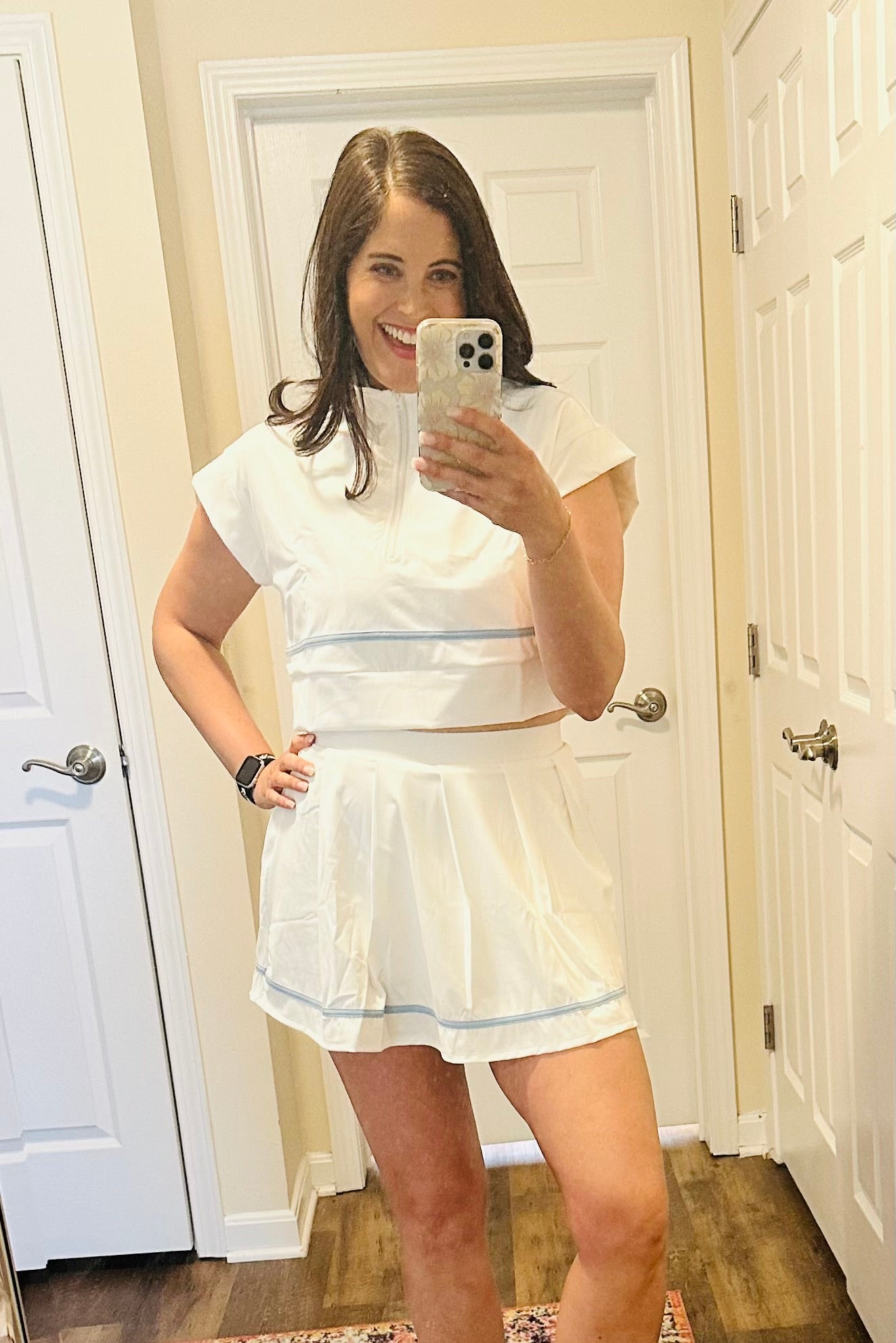 Venus Motion Boxy Cropped Shirt (2 Color Options) - The Girl on Ivy